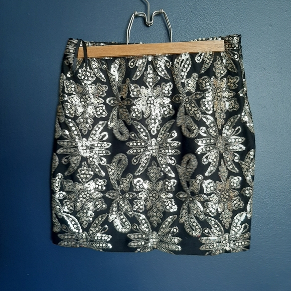 Sequin skirt size medium - Picture 3 of 3
